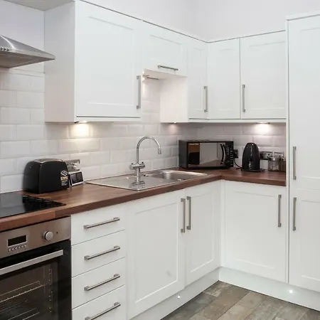 דירה 4 The Keyes- Stunning & Stylish With Free Parking יורק