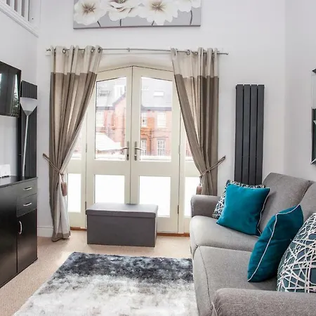 4 The Keyes- Stunning & Stylish With Free Parking *